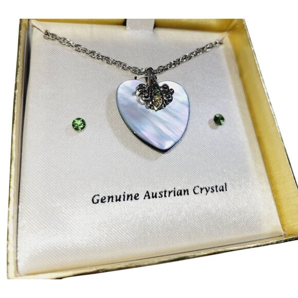 Vtg. Mother of Pearl Heart with Genuine Austrian Crystals and Crystal Earrings - Picture 3 of 7